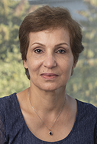Daana Esfandiarpour